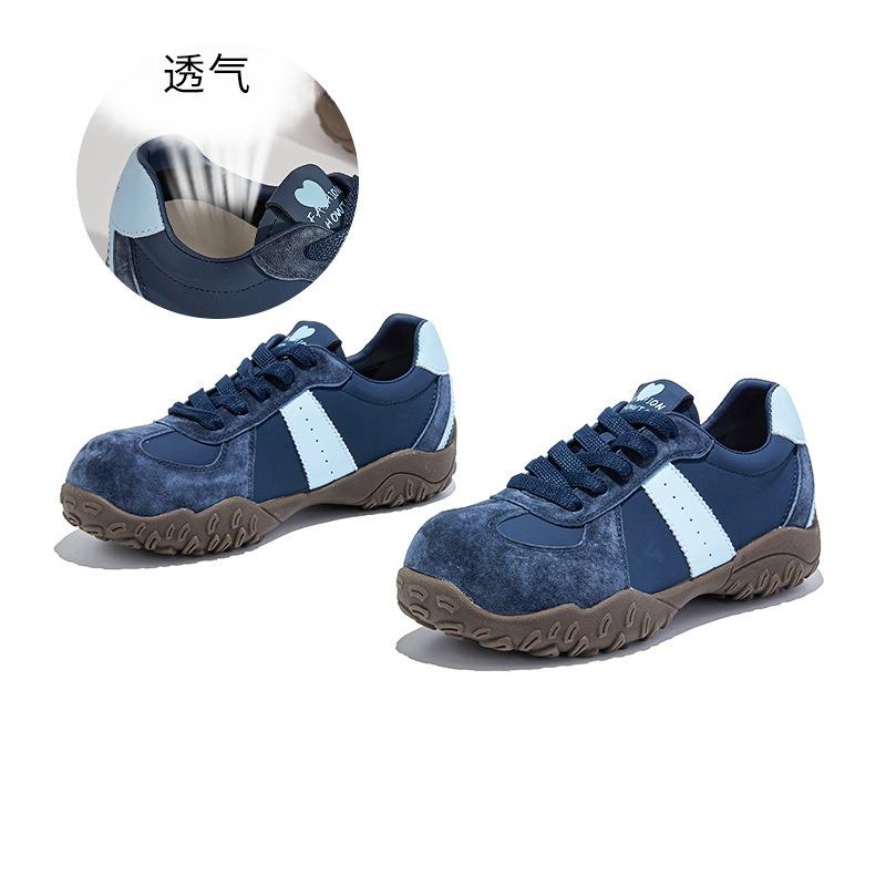 Внутренняя высота носочной части увеличена на 2,5 см. Ретро кожа - новинка осени. Универсальный