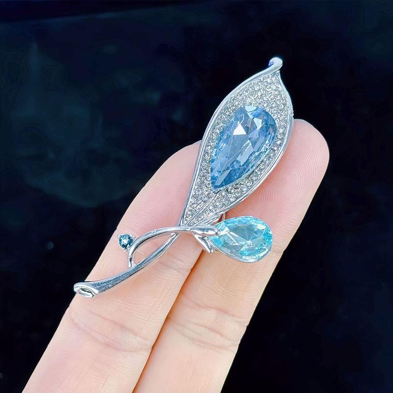 Luxury Flower Brooches For Women Girls Delicate Tree Leaf Brooches Retro Lapel Pins Versatile Corsage Clothing Accessories Gifts