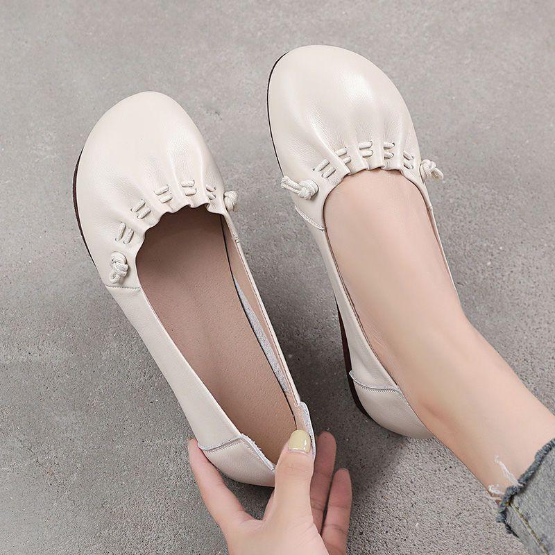 Одинарные туфли из натуральной кожи. Женские туфли на плоской подошве. Удобная мягкая подошва на сухожилиях. Весенне-летняя обувь для мам среднего и пожилого возраста.