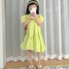 Летнее сплошное цветное платье с большой юбкой для девочек с круглым вырезом и короткими рукавами