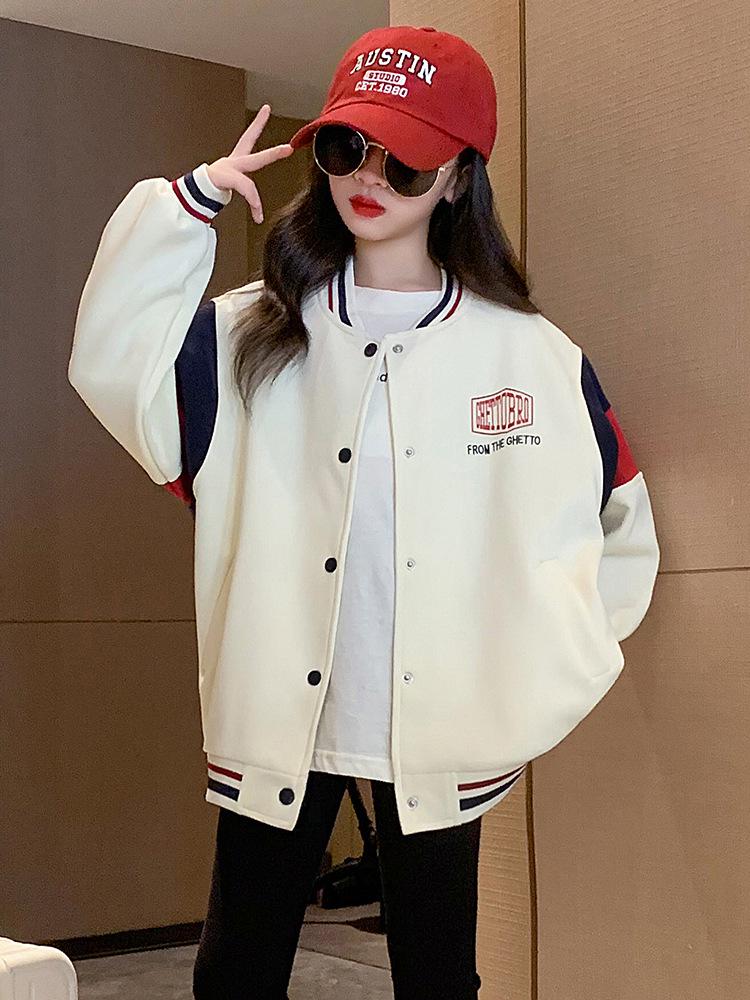 Модная бейсбольная куртка для девочек - Коллекция Осень 2025: Стильная детская весенне-осенняя верхняя одежда для подростков