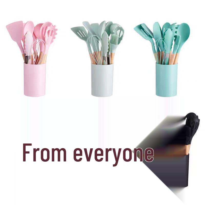 Набор из 12 предметов кухонной утвари с антипригарным силиконовым покрытием и деревянными ручками