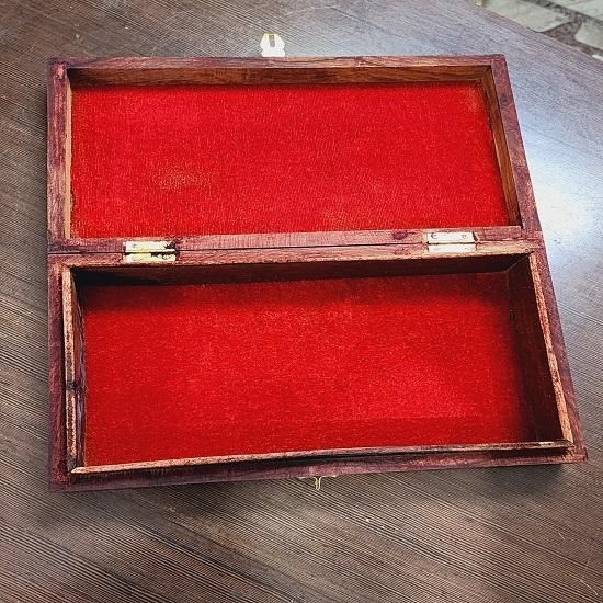 Beautiful Stylist Design Wood Handmade Wood and Brass Work Jewellery Box Christmas Gift