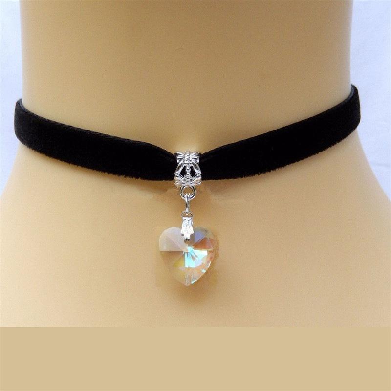 Изысканный черный бархатный красивый кулон для женщин с кристаллическим колье в форме сердца, милое элегантное колье на ленте