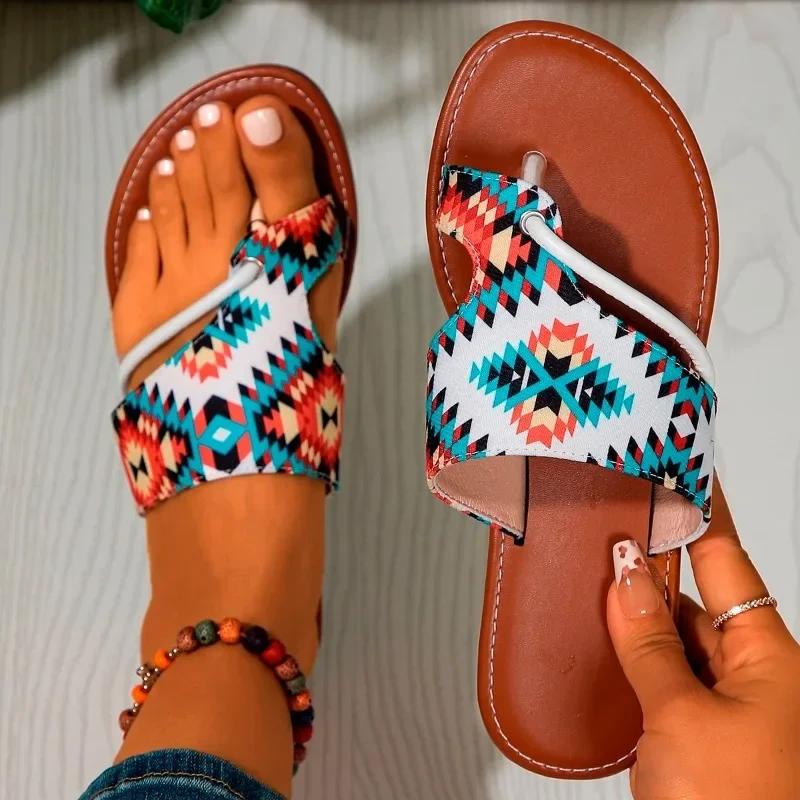 Модные женские бохо-плоские сандалии Новые повседневные шлепанцы-гладиаторы Женские большие размеры Мягкие пляжные шлепанцы Zapatos Outdoor