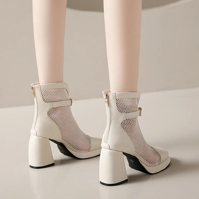 2025 Сетчатые женские ботинки Дышащие Квадратный носок Задняя молния Массивный каблук Босоножки-ботильоны Элегантная пряжка Современные ботинки