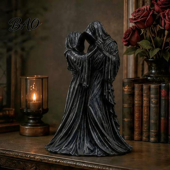 Romantic Horror Decor Gothic Faceless Lovers Figurine, Dark Ghost Couple Sculpture, Mysterious Narrative Sculpture Desktop Ornament for Shelf