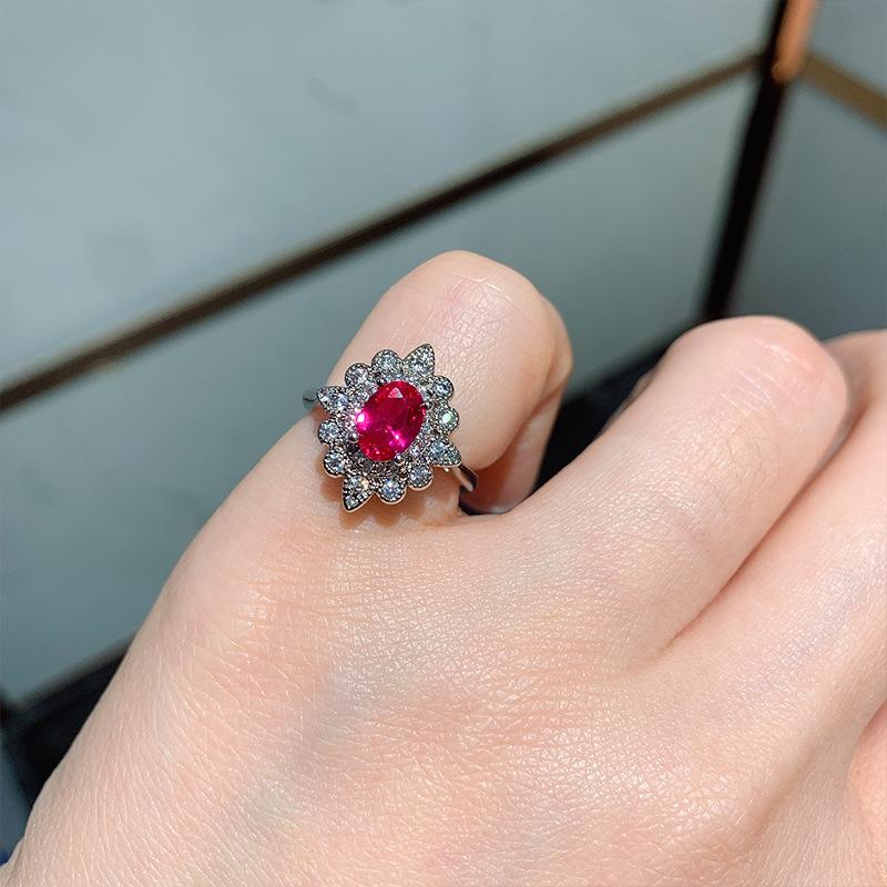 Кольцо с цирконием, позолоченное кольцо с микроинкрустацией, кольцо с синим корундом, женская бижутерия.