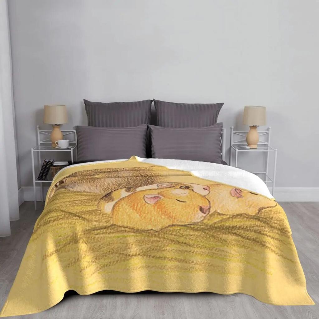 Cute Animal Guinea Pig Blanket Flannel All Season Portable Super Soft Throw Blanket for Bed Travel Bedspread