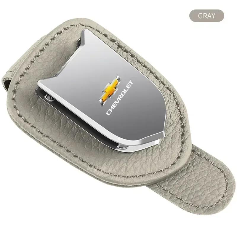 WXZAB1 Car Eyeglass Storage Clip Sun Visor Sunglasses Holder For Chevrolet lacetti captiva aveo t250 t300 epica lanos Car Accessories
