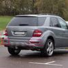 Красный отражатель заднего бампера для Mercedes-Benz ML-Class W164 ML320 ML350 ML 5501648200374 1648201574