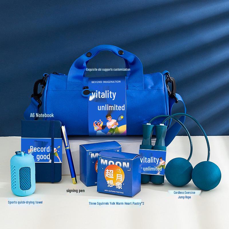 Спортивная сумка с индивидуальным логотипом: Практичный бизнес-подарок для тимбилдинга и праздничного поощрения сотрудников или клиентов.