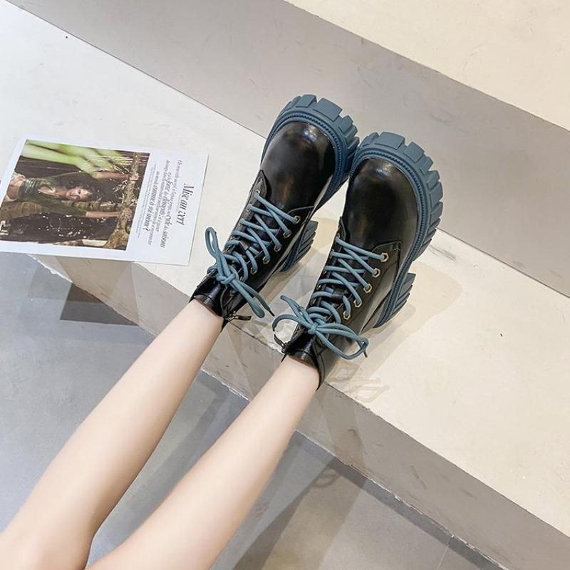 Европейские и американские короткие сапоги женские 2024 осень новые сапоги на толстой подошве толстые каблуки британский стиль плюшевые короткие сапоги zapatos mujer