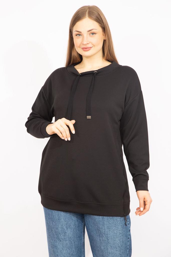 Women's Style Big Size Sweatshirt Black Large Size Sweatshirt With Side Zipper Slit And Eyelet Detail On The Collar