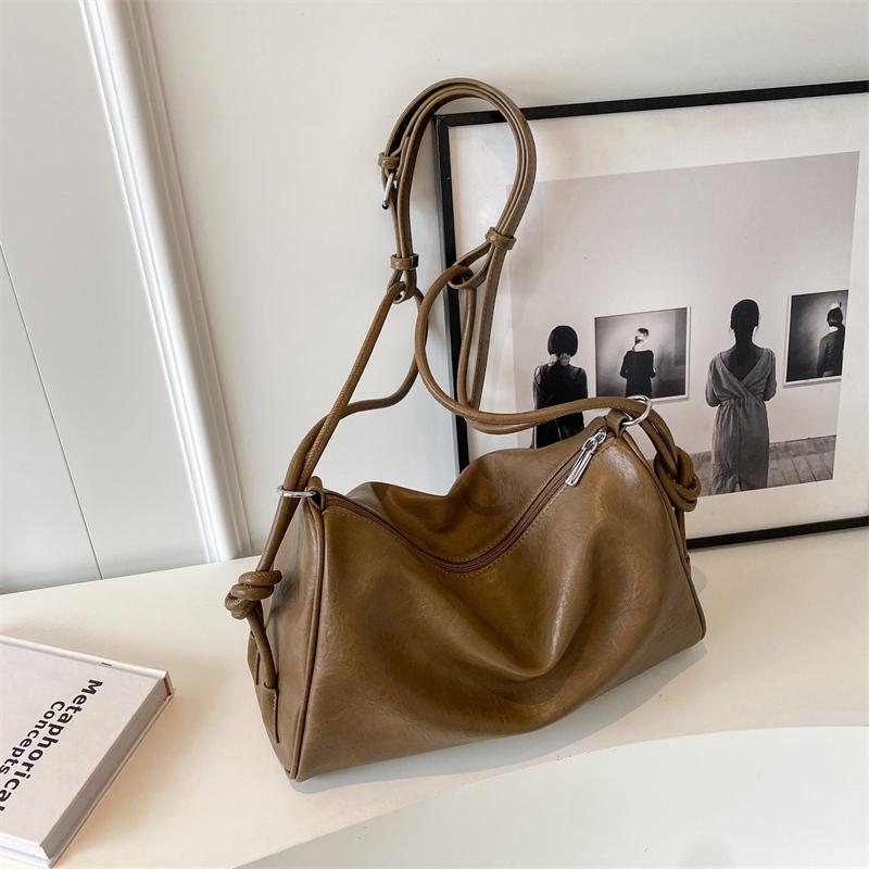 Ретро женские сумки осень зима большая вместимость простая однотонная сумка через плечо модная сумка из искусственной кожи для поездок на работу через плечо