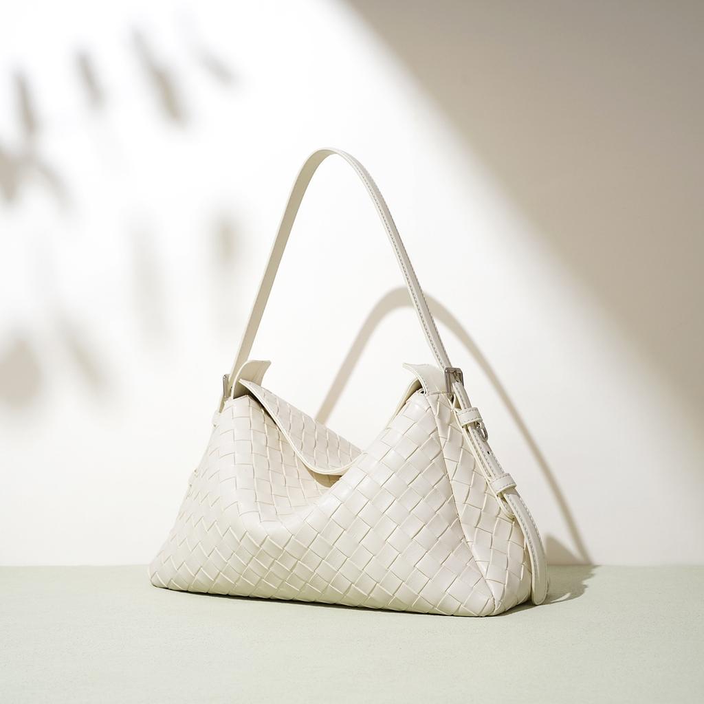 New Shoulder Bag Niche Cowhide Rhombus Messenger Bag Women's High-end Fashion Leather Woven Handbag