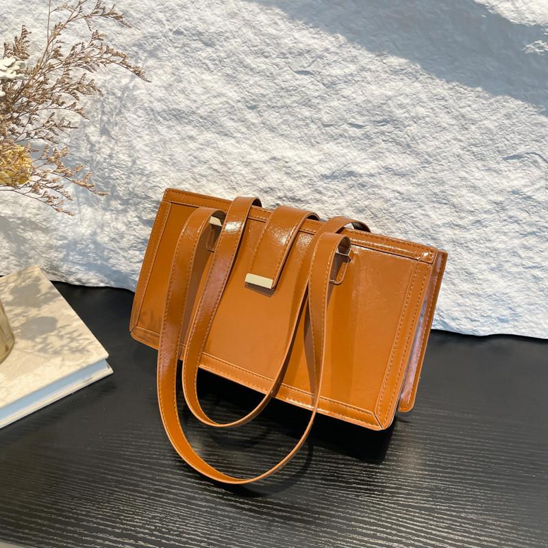 Chic Vintage Style Shoulder Bag For Women In Black White Red Brown Unique Design