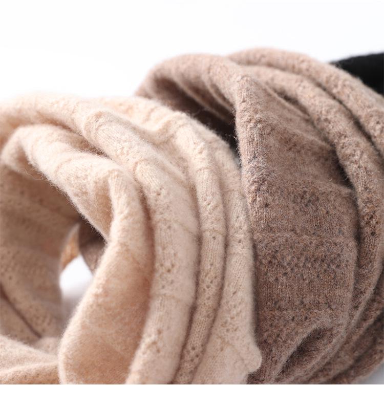 Unisex Wool-Knit Scarf: Thick Neck Cover for Warmth and Support