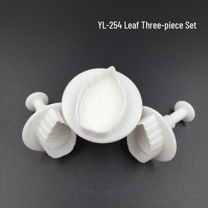 33-Piece Cartoon Fondant & Biscuit Mold Baking Tool Set