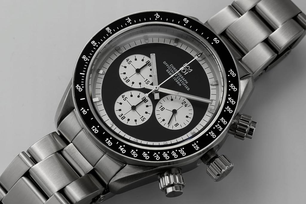 New Model [HYAKUICHI 101] Classic Chronograph, No Date, 200m Water Resistant, Center Chronograph, Men's, Black Panda
