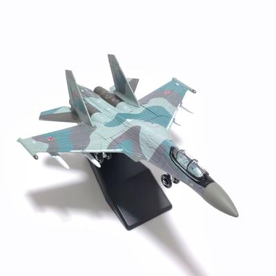 Модель самолета Су-35 в масштабе 1/100 (включая базу) Пластиковая сборка Домашнее размещение, коллекционирование и украшение Креативный подарок