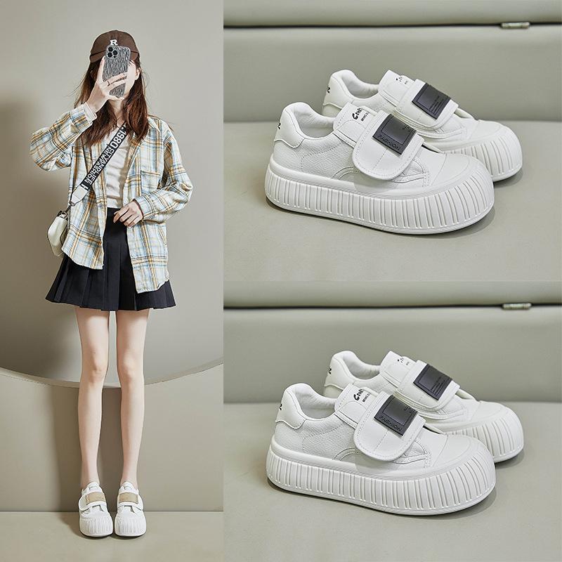 Кроссовки на платформе для женщин, модные белые прогулочные туфли, теннисные туфли, повседневные удобные модельные кроссовки, женские легкие спортивные туфли на плоской подошве из искусственной кожи