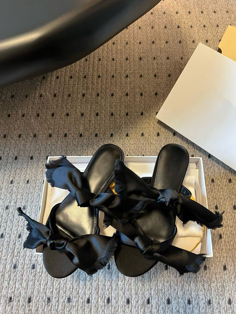 Fashion Bow-Shaped Slippers For Women'S High School In The Summer New Retro Satin Flat Bottom One-Line Flip-Flops Witlip-Flops For Women