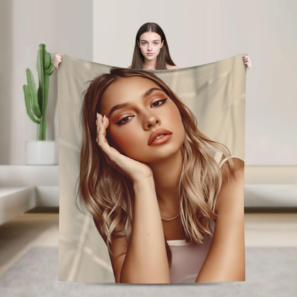 Madelyn Cline Montage Blanket Soft Warm Funny Plush Throw Blanket For Outdoor Airplane Travel Flannel Bedspread Bed Cover