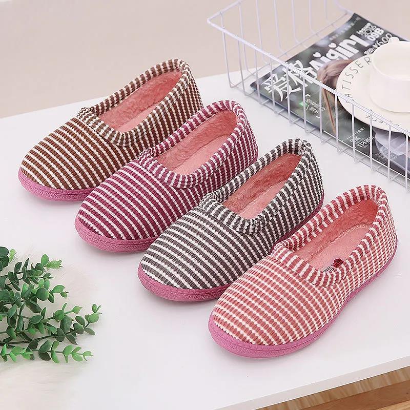 Зимние хлопковые тапочки. Женская хлопковая обувь. Сумка на каблуке. Милые домашние хлопковые тапочки в полоску. Нескользящая теплая плюшевая хлопковая обувь с низким берцем.