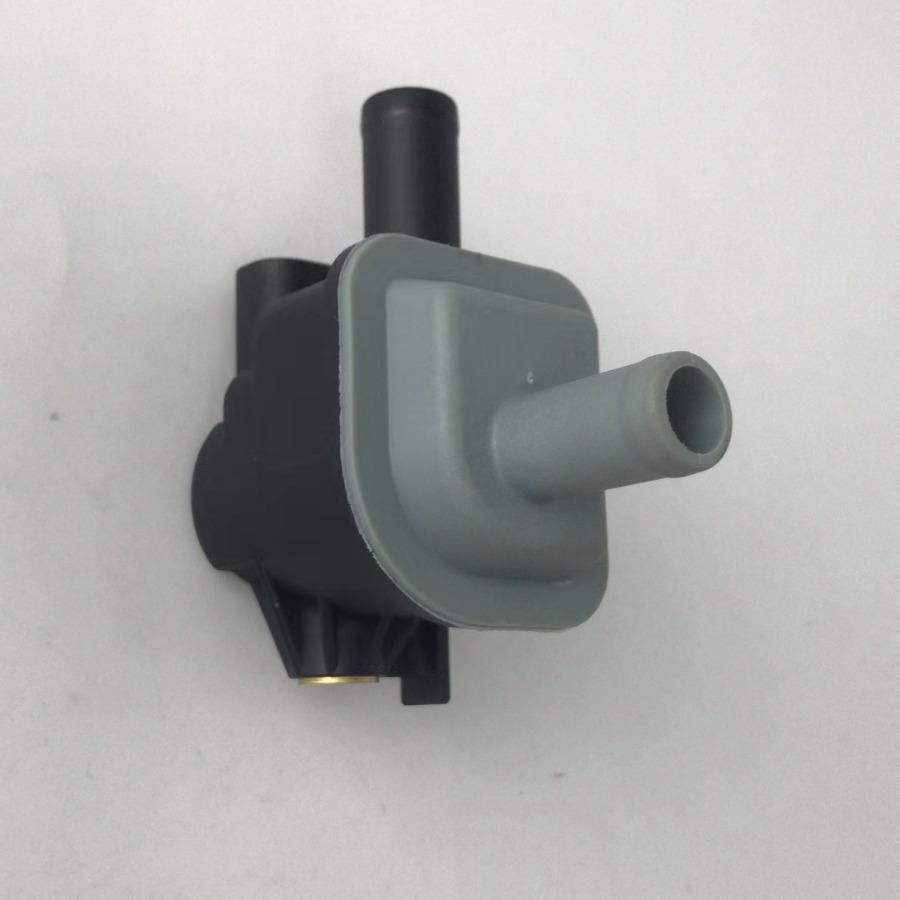 Mazda Canister Solenoid Valve PE0118751, 1362007230