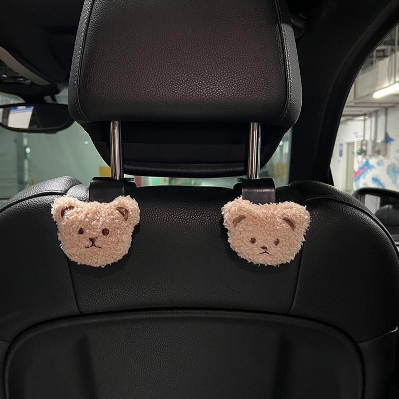 2PCS Cute Cartoon Bear Car Seat Back Hooks Storage Vehicle Headrest Organizer Hanger for Groceries Bag Handbag Car Decoration