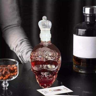 Графин для вина «Готический череп» объемом 350 мл, стеклянный графин ручной работы с герметичной пробкой, графин для виски, водки, пива