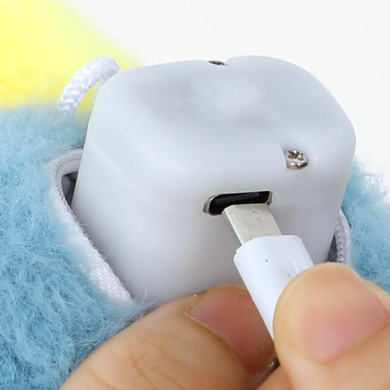 Cat Toy Electric Birds Rechargeable Plush Chirping Birds Flapping Wings Interactive Cat Toy for Indoor Outdoor Play Entertainment Mental Stimulation