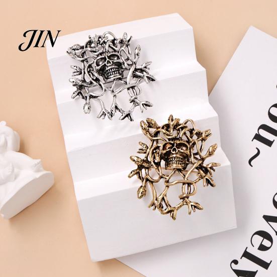 Wear-resistant Brooch Distressed Style Pin, Punk Retro Thorns Skull Design Lapel Pin with Electroplated Rhinestones Inlaid, Vines Surrounding