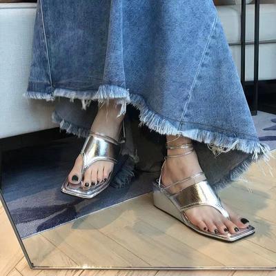 Мода 2024 года. Новые женские французские босоножки на шнуровке высокого качества. Однотонные туфли на квадратной танкетке. Шлепанцы на высоком каблуке. Сандалии на высоком каблуке.