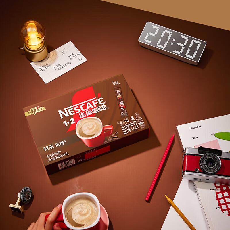 Кофе быстрорастворимый 3-в-1 Nestle 1+2 Extra Strong Низкое содержание сахара