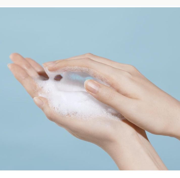 TORRIDEN Очищающая пенка с низкомолекулярной гиалуроновой кислотой Dive-In 150 мл