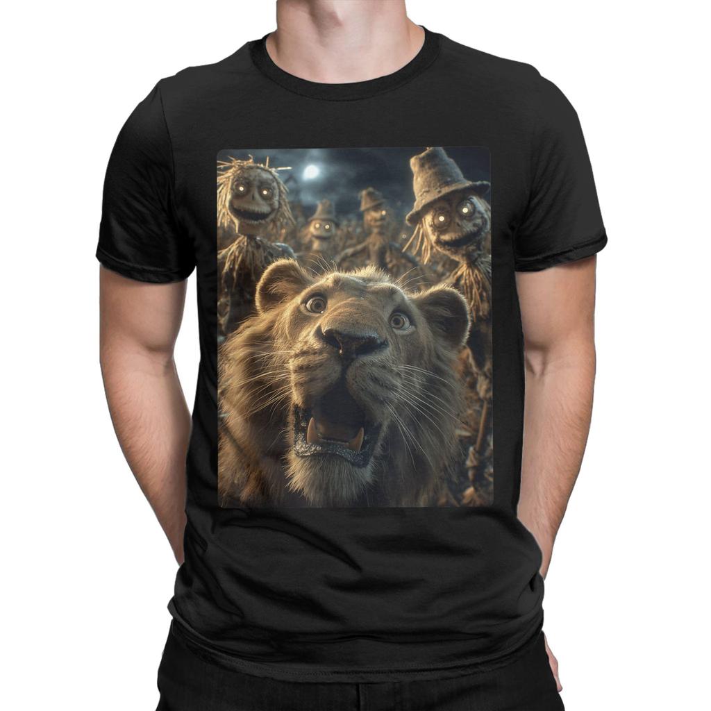 Men T-Shirts Funny Lion Selfie With Scarecrows Novelty Cotton Tee Shirt Scary Halloween T Shirt Crewneck merchandise Plus Size