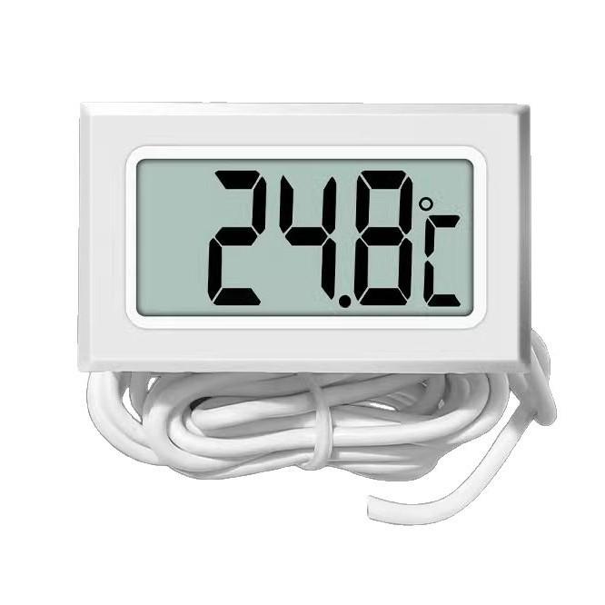 Newcomer Special: High Precision Digital Thermometer with Probe for Fish Tanks