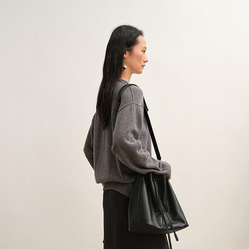 LESS 2025 Winter V-Neck H-Type Long Sleeve Knit Sweater