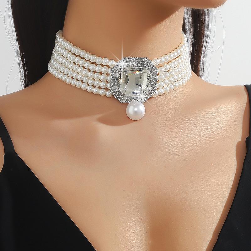 Pearl Square Multi-layer Necklace Super Flash Light Luxury High-end Earrings Niche Design Fashionable Versatile Necklace Women