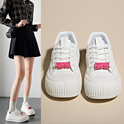Весенние маленькие белые туфли Новые женские студенческие спортивные туфли для сноуборда Повседневная обувь Уличные туфли на платформе