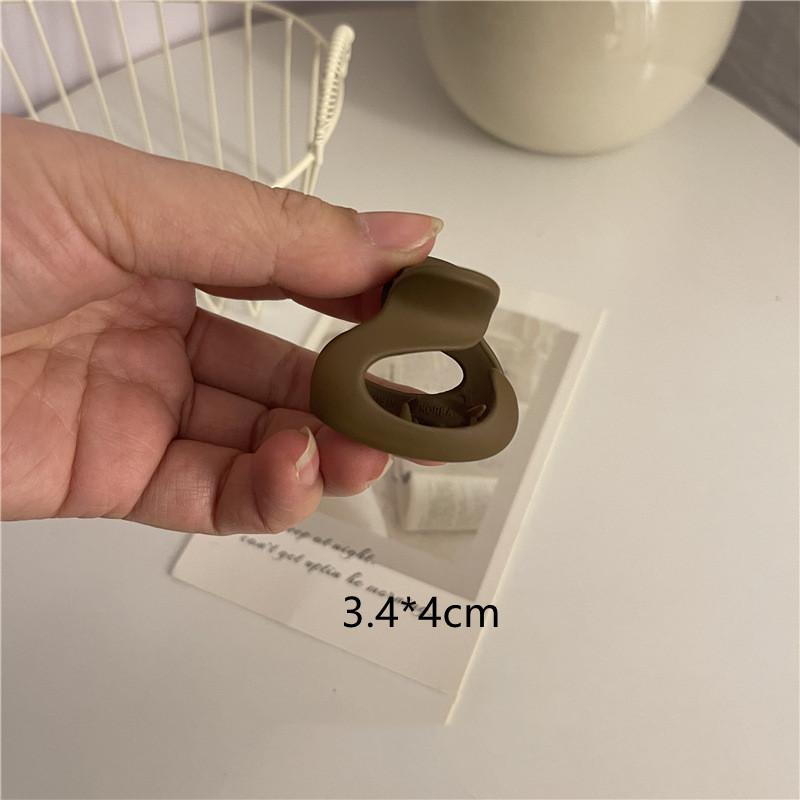 1pcs Korean Coffee Large Hair Claws Acrylic Hairpins Barrette Crab Hair Clips Headwear for Women Girls Braiders Hair Accessories