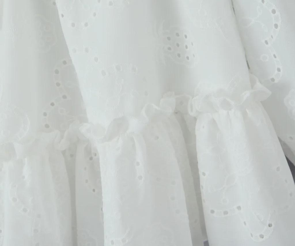 Женское платье-трапеция с рукавами-фонариками на одно плечо, осень 2024 г.