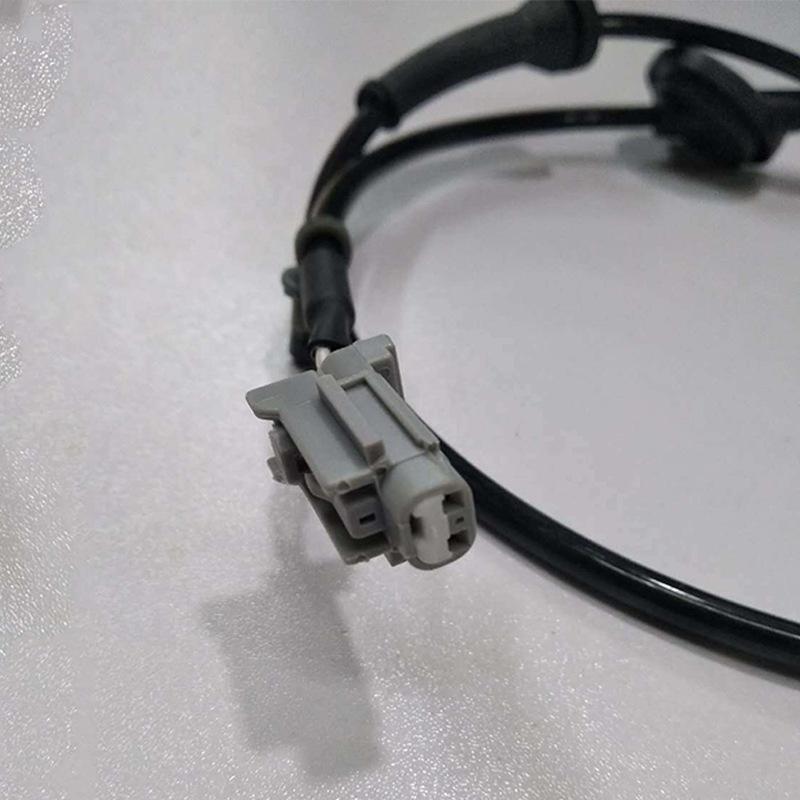 Nissan Murano Датчик скорости колеса ABS передней оси 47910-CA000