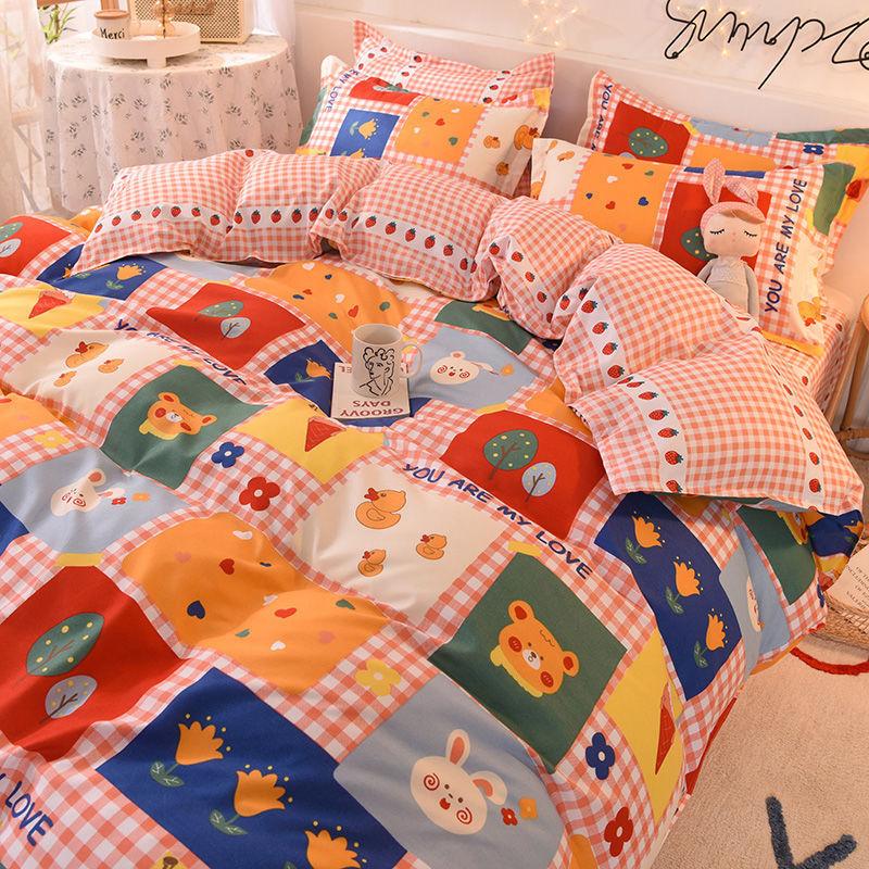 Пододеяльник Простыня Пододеяльник Набор из четырех предметов с мультяшным принтом Симпатичные постельные принадлежности Постельные принадлежности Шлифовальное пододеяльник