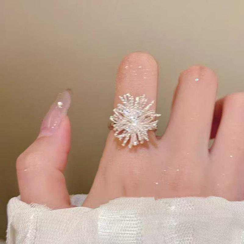 Цветочное кольцо из стерлингового серебра для женщин - Высококачественный дизайн с открытым соединением для осени/зимы