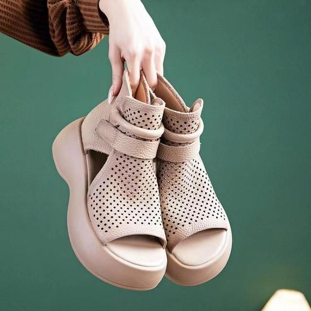 Женские крутые ботинки из мягкой искусственной кожи в стиле ретро, ​​модные женские сандалии, летние сандалии с открытым носком, туфли на танкетке, сандалии на среднем каблуке