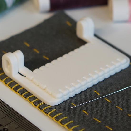 Template Clip-On Sewing Guide Ergonomic Thimble for Even Stitching DIY