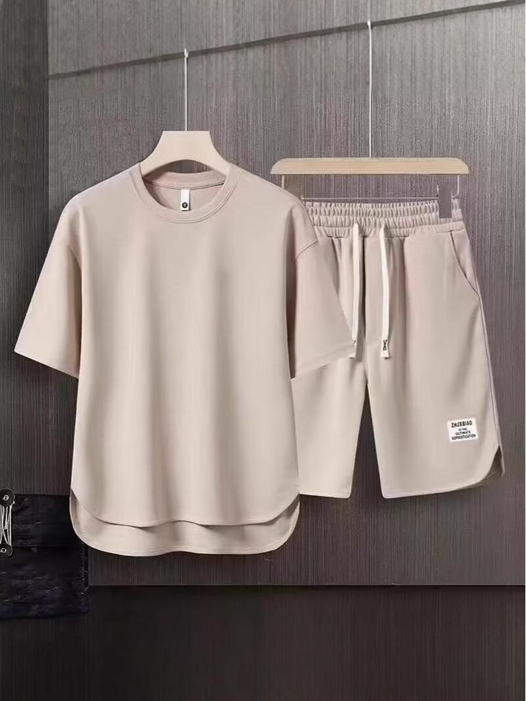 Мужской модный летний спортивный костюм: Повседневный комплект из двух предметов с коротким рукавом и шортами